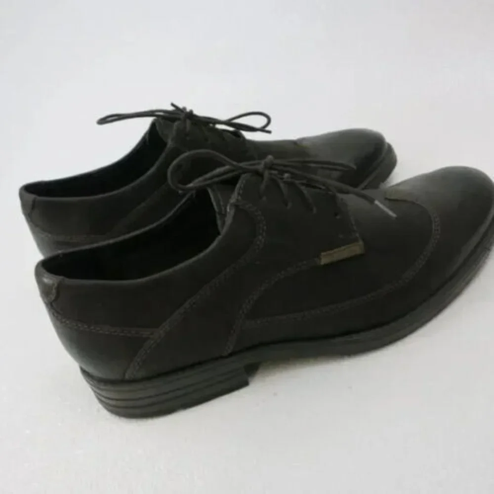 Clarks Denton Dane 66141 Brown Nubuck Leather Dress Oxfords Mens Kutsu sz 10.5 M